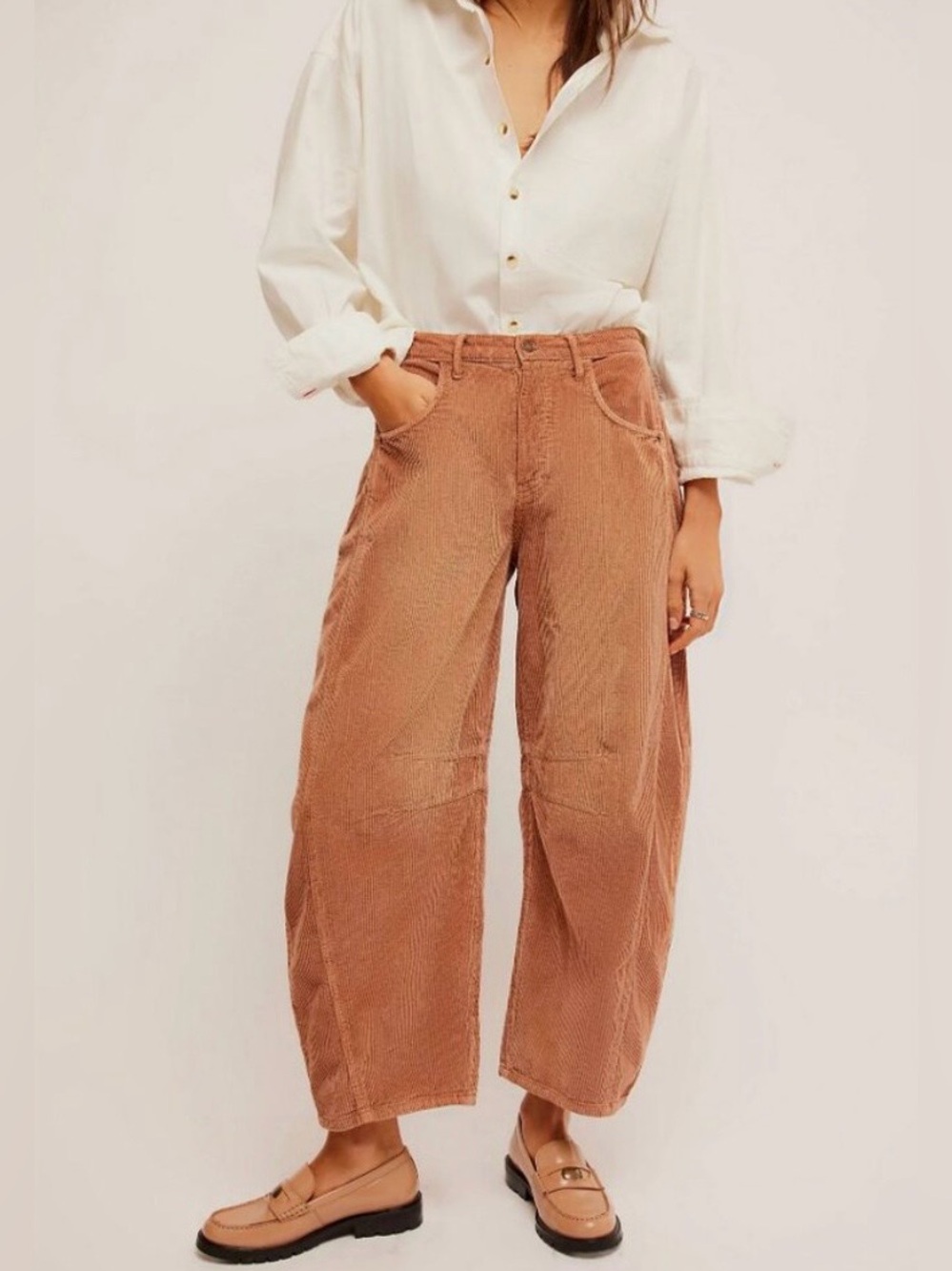 We The Free by Free People Good Luck Mid Rise Corduroy Barrel Jeans, NWOT - Picture 4 of 16